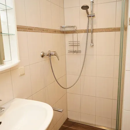 Prázdninový dům Zeltdachhaus Mit Parkplatz Vor Der Haustuer Damp